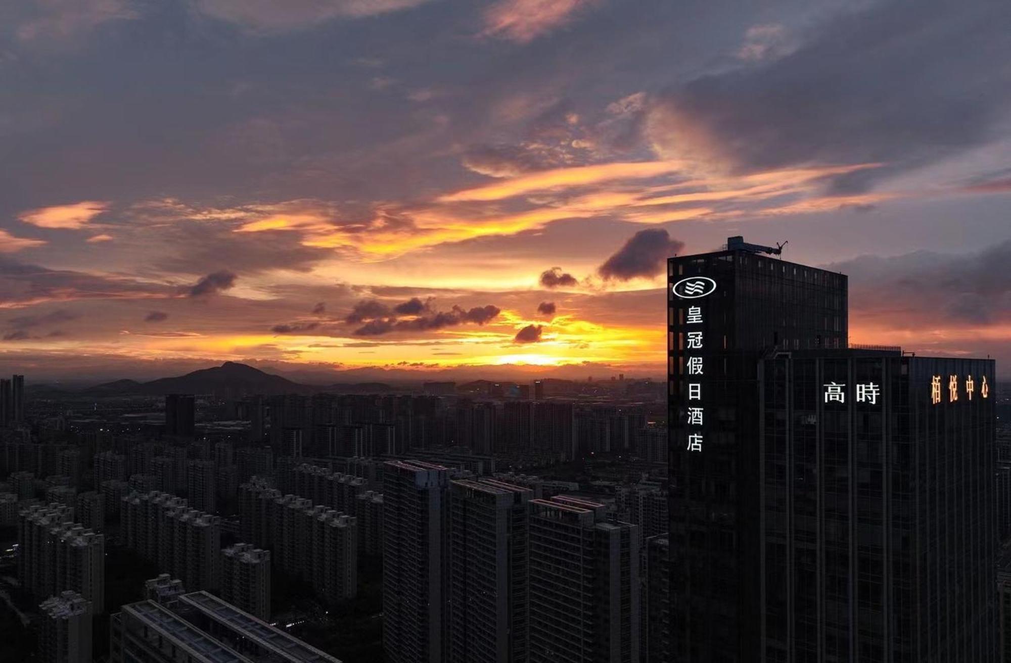 Crowne Plaza Hangzhou Linping By Ihg Extérieur photo