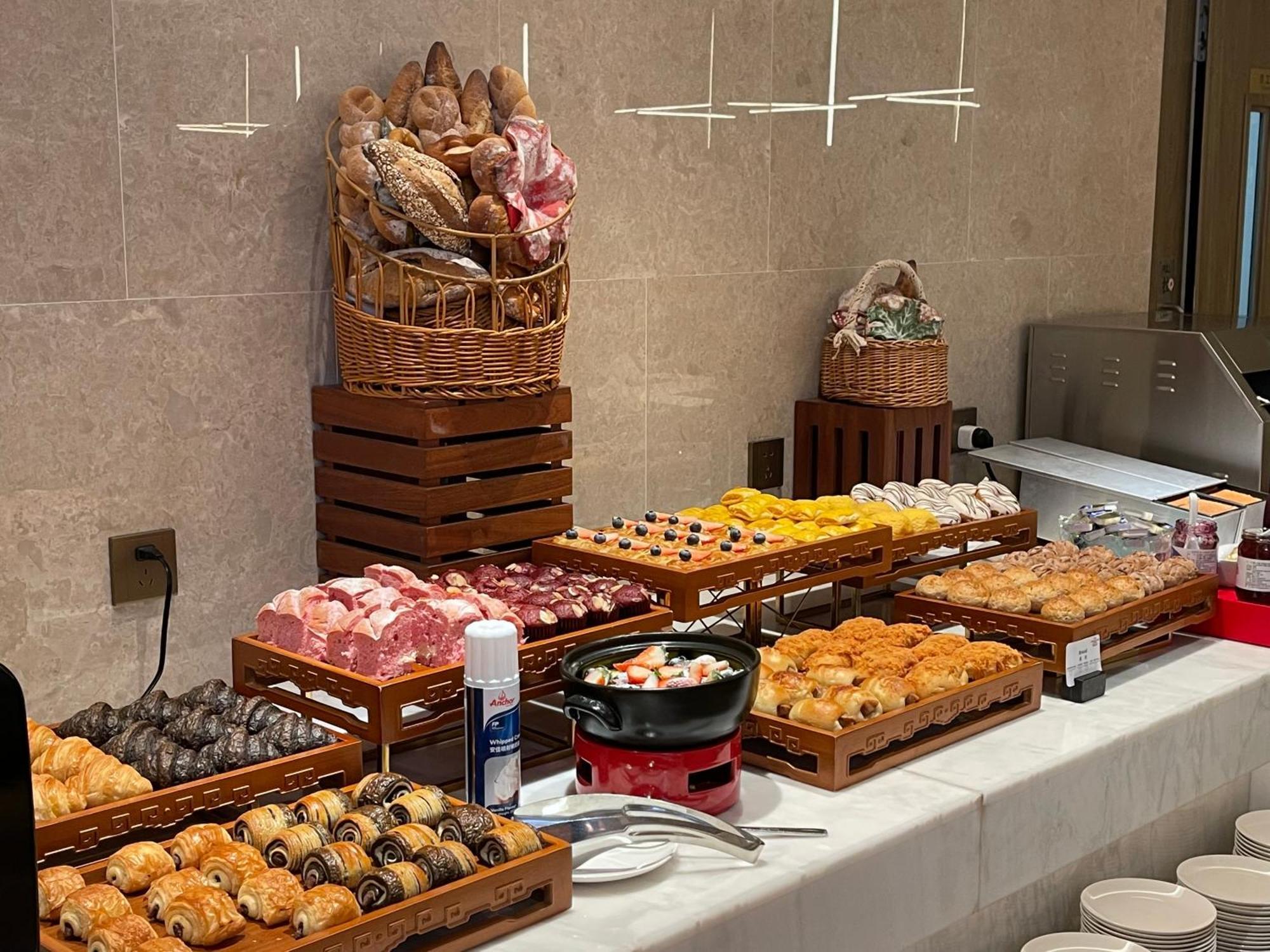 Crowne Plaza Hangzhou Linping By Ihg Extérieur photo